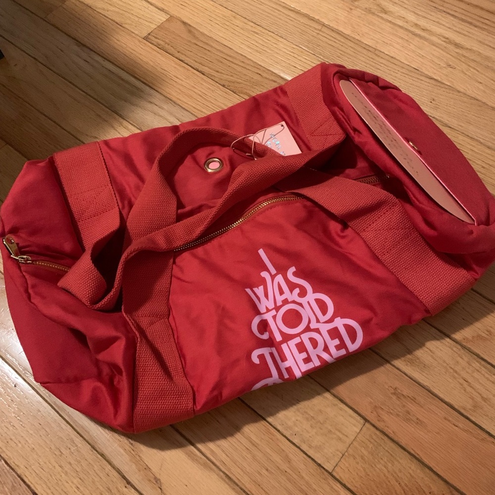 Red vintage looking Bando gym bag: brand new!
